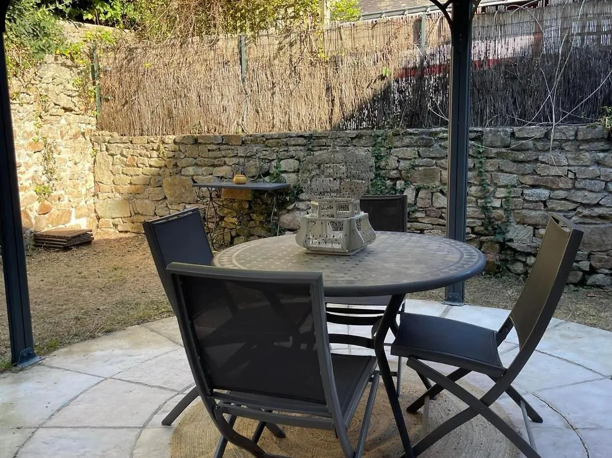 Le Patio, Coeur De Ville Avec Garage Et Jardin Vannes 0*,