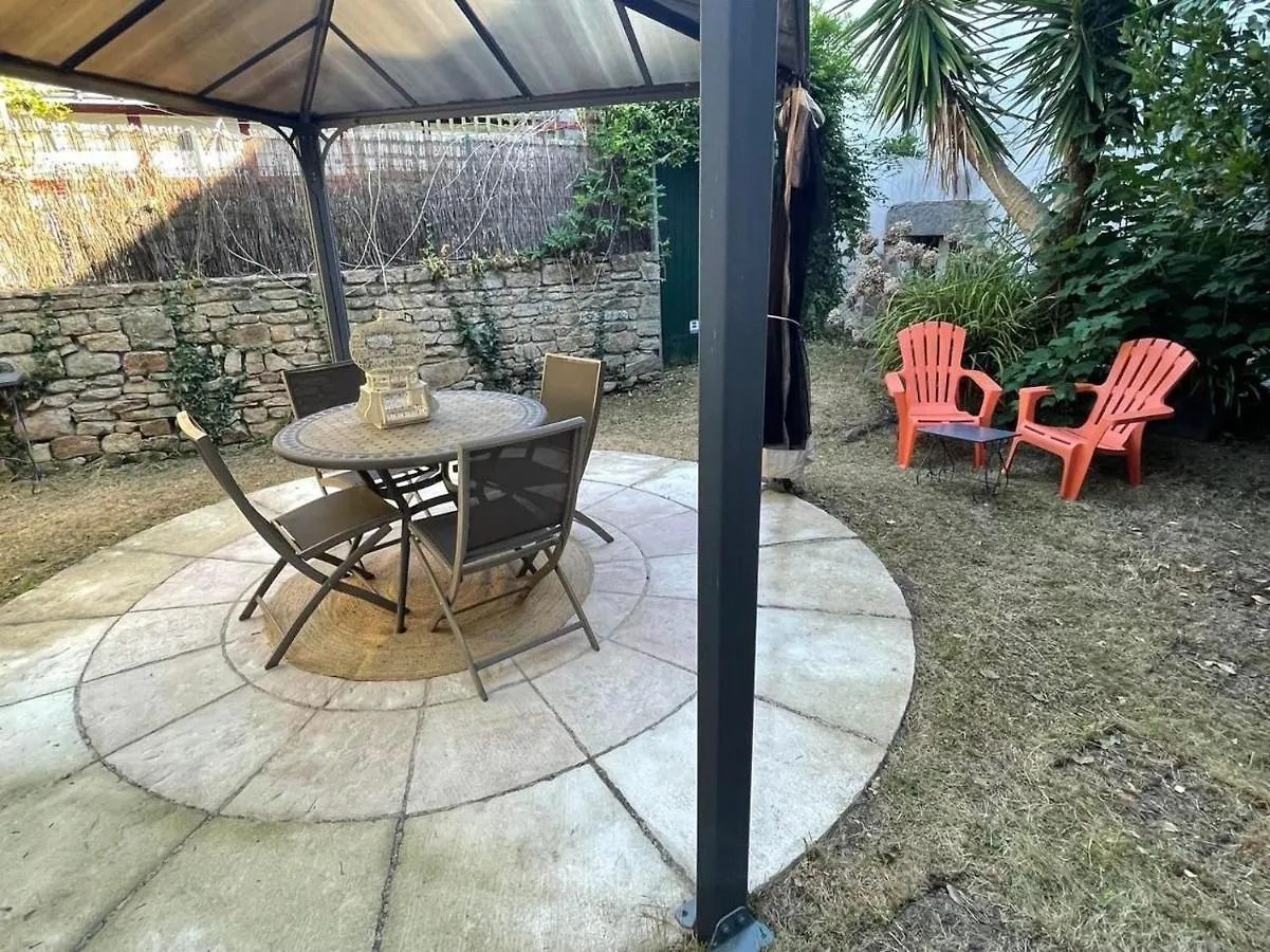 Le Patio, Coeur De Ville Avec Garage Et Jardin Vannes 0*,  Francia