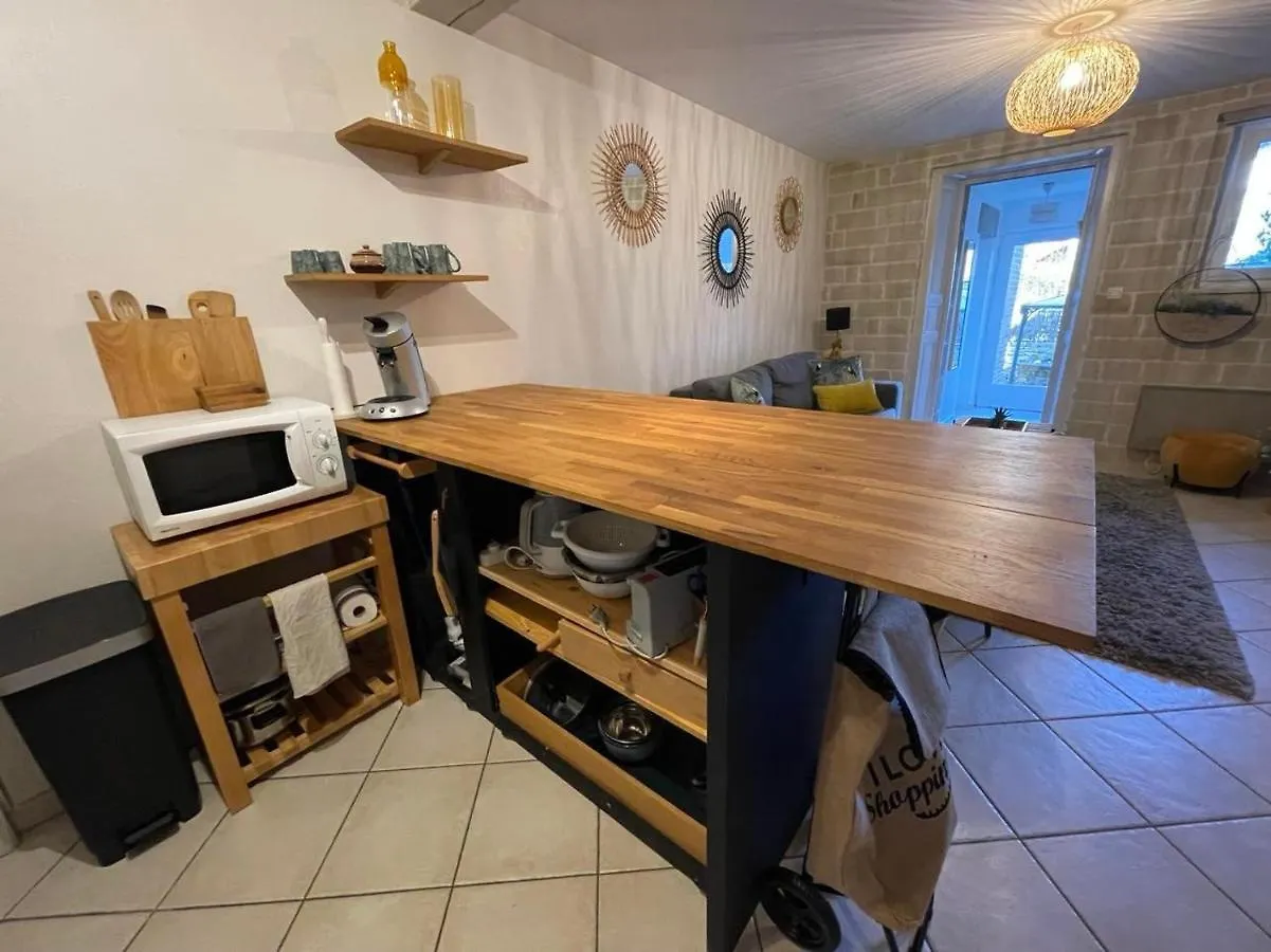 Apartamento Le Patio, Coeur De Ville Avec Garage Et Jardin Vannes Francia