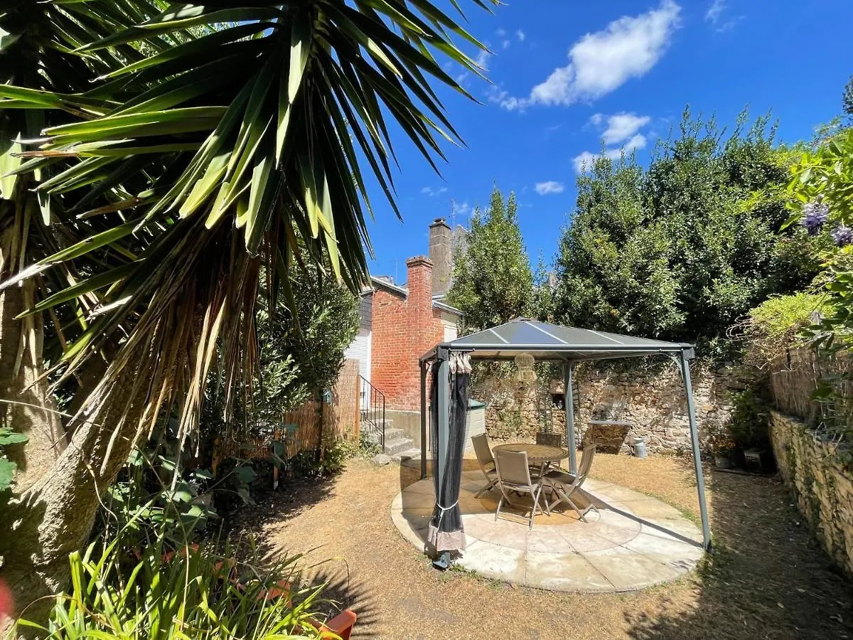 Apartamento Le Patio, Coeur De Ville Avec Garage Et Jardin Vannes Francia