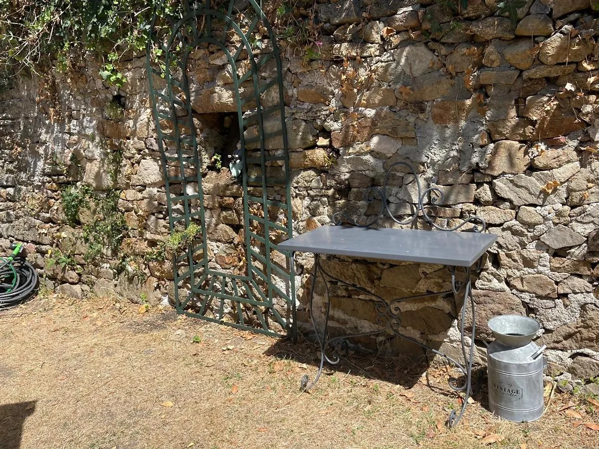 Appartement Le Patio, coeur de ville avec garage&jardin, gare à pied Vannes