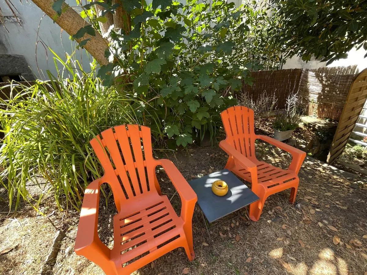 Appartement Le Patio, coeur de ville avec garage&jardin, gare à pied Vannes France
